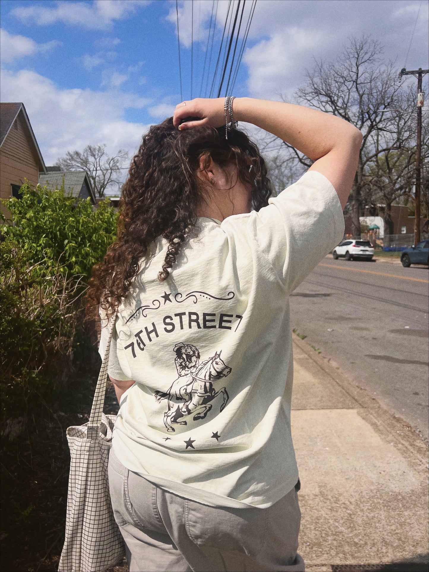 "She's My Handsome" T-SHIRT
